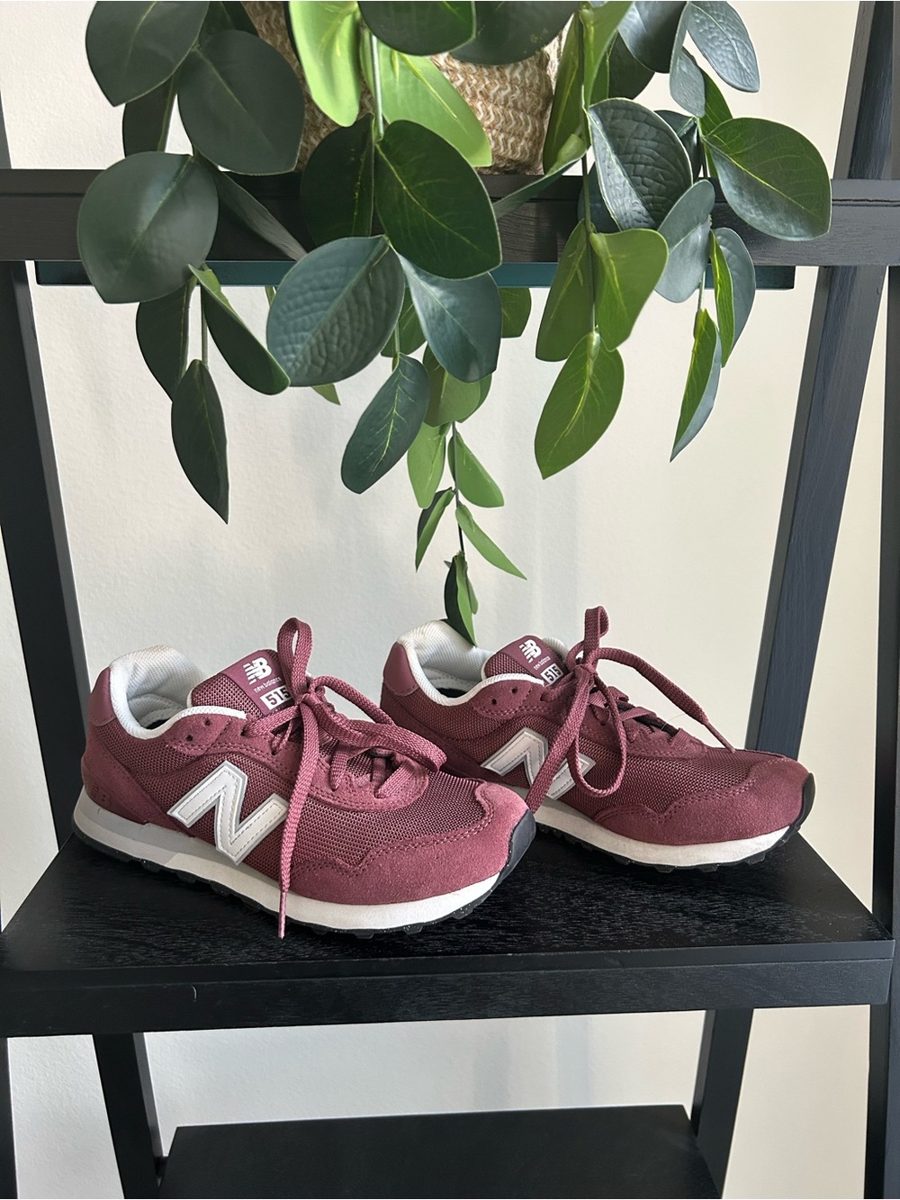 New Balance 515 burgundy and white low-top sneakers. Size 71/2.